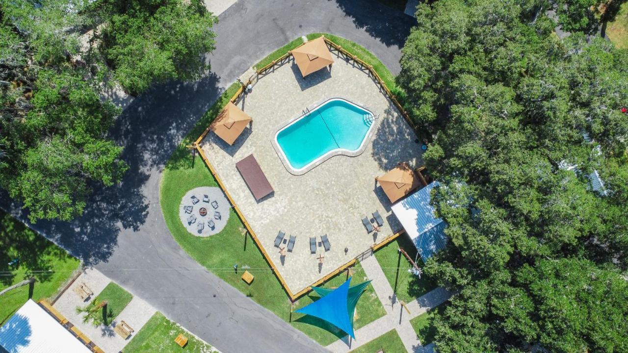 Idlewild Lodge And Rv Park Lake Panasoffkee Esterno foto